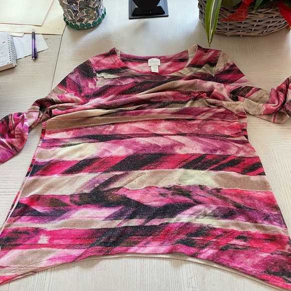 Chico’s, Glitter & Silver Studded with shark bite bottom Tunic is a Sz and 10-12 - Picture 5 of 11